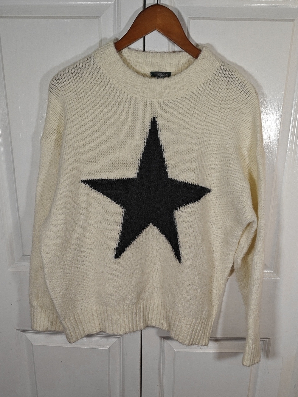Wild Fable Womens Cream Black Star Oversized Crewneck Sweater XS (Fits M/L)